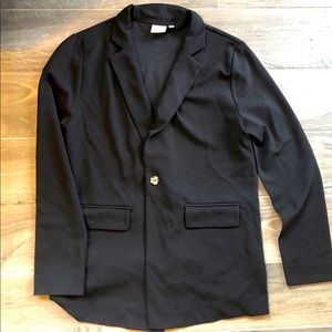 BLACK BLAZER
